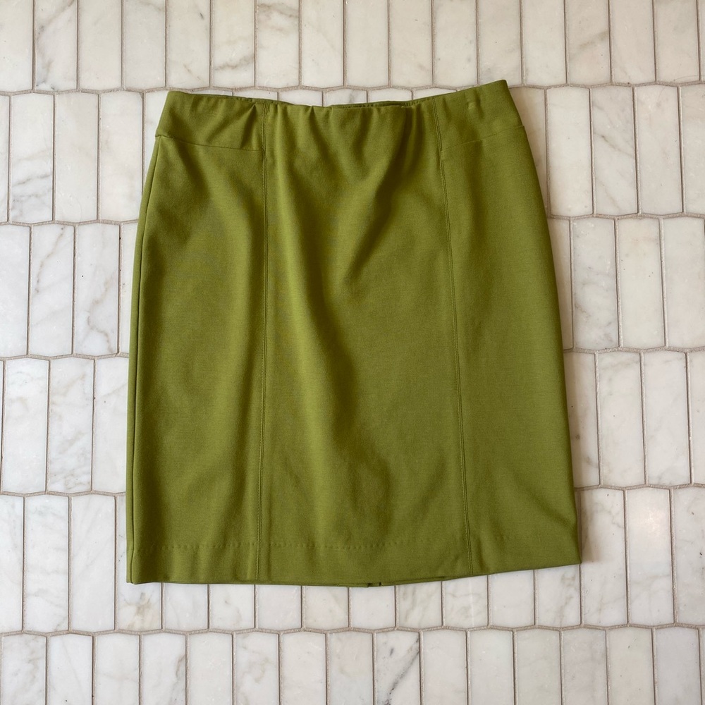 Women’s green pencil J. Jill pencil skirt!